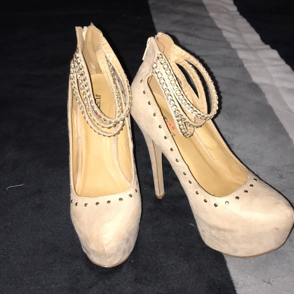 Justfab - Picture 2 of 2